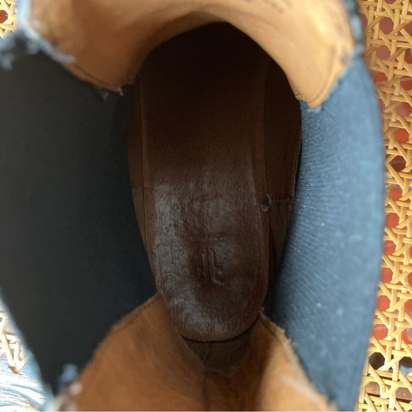 Women’s Frye Black Chelsea Boots - Picture 10 of 14